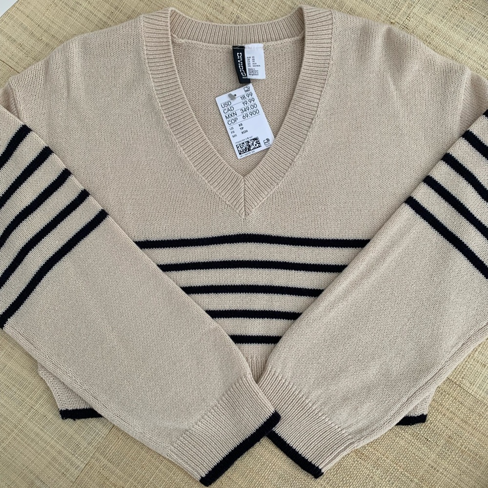 New With Tags. H&M Women’s Striped Cropped Sweater